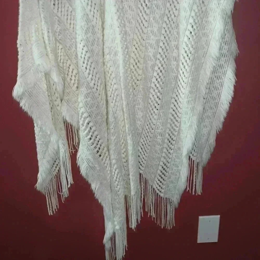 Cejon White Cover Cardigan - Picture 3 of 7
